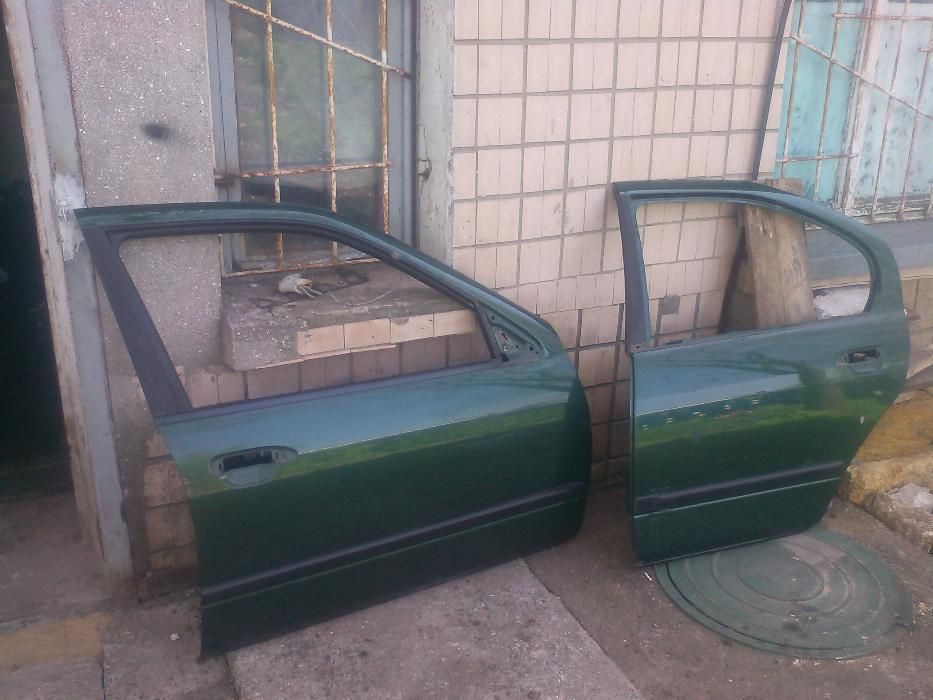 двери молдинг на Nissan Primera p10 p11