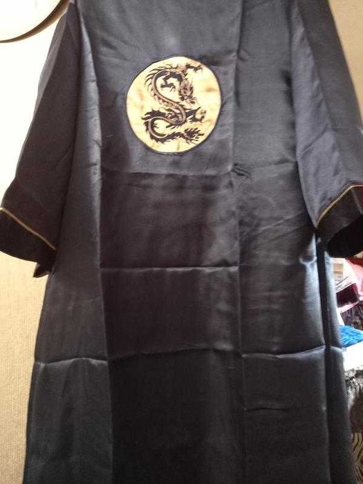 Подарок на новый год халат с драконом размер 50-52