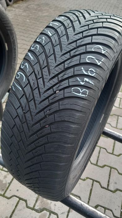 195/55/16 Vredestein Quatrac 87H