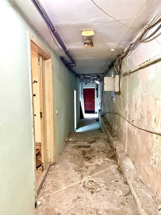 Цокольне приміщення в центрі міста