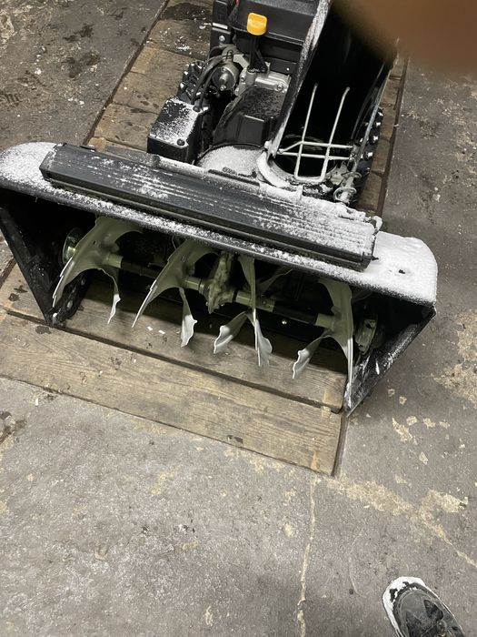 Sprzedam odsniezarke spalinowa