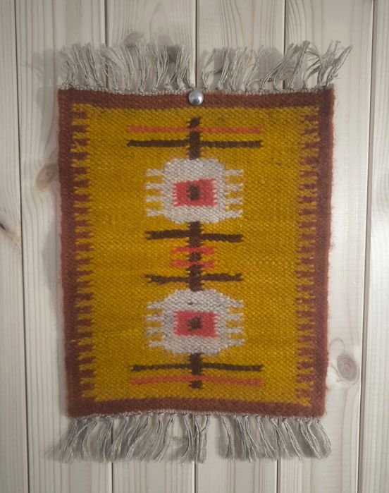 Kilim wełniany na osnowej lnianej