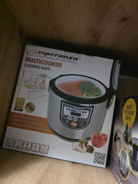 Nowy multicooker