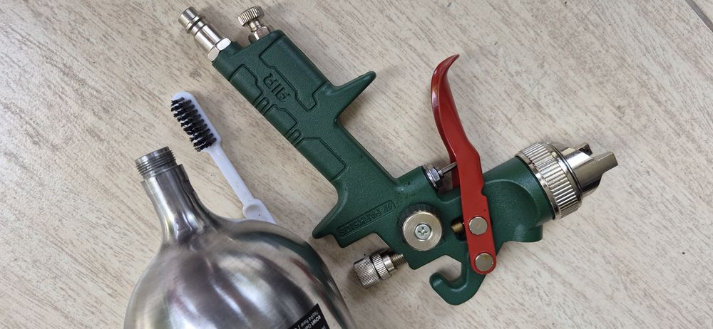 Pistola pneumática de pintura