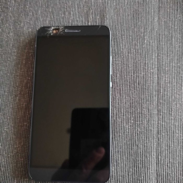 Telefon Huawei ATH-UL01