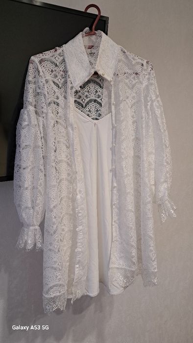 Сукня ажурна біла