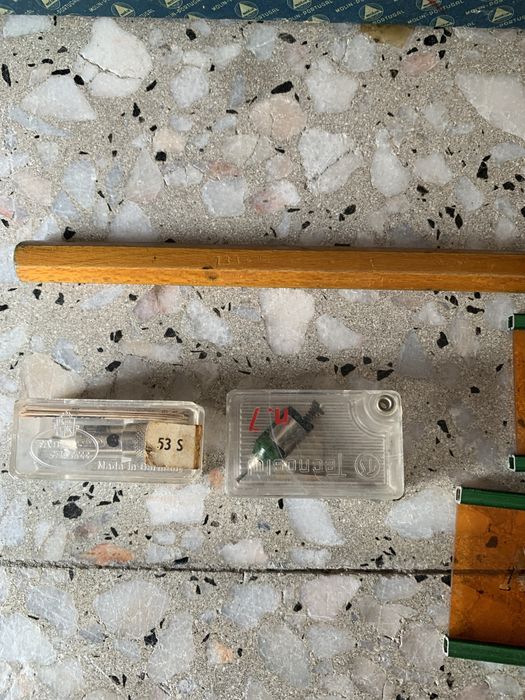 Caneta de aparo em madeira