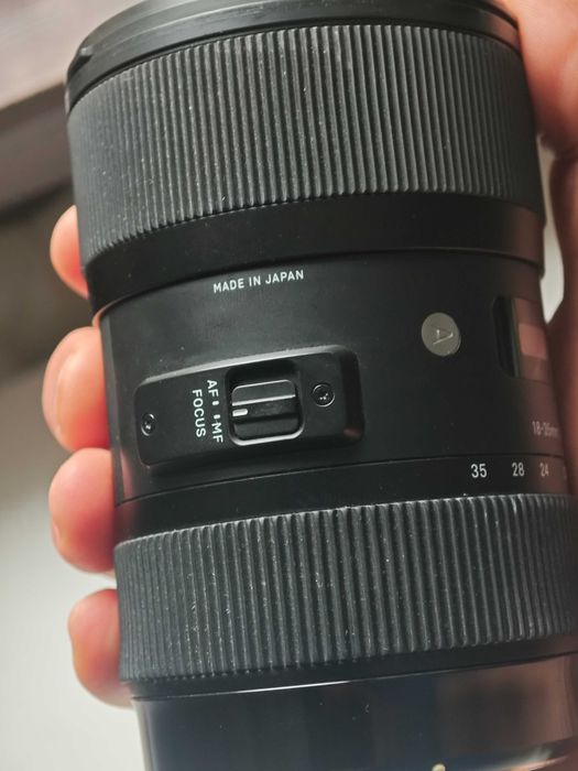 SIGMA ART 18-35mm f/1.8 DC HSM Canon EF-S