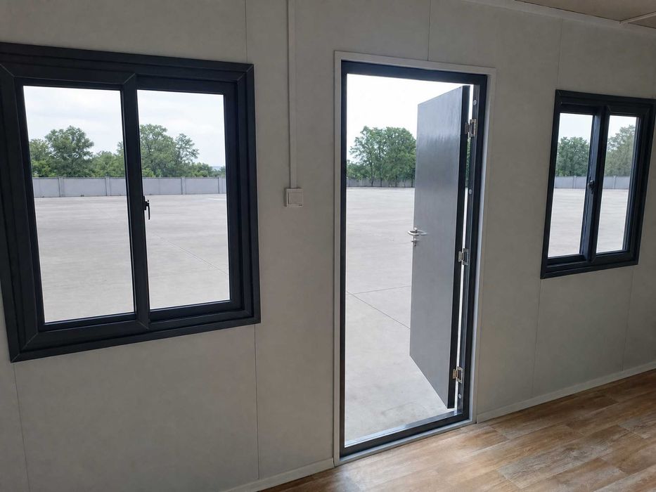 Kontenery antracytowe 6x3m biurowe, budowlane .Solidna rama