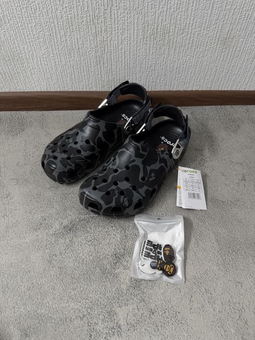 Crocs Bape