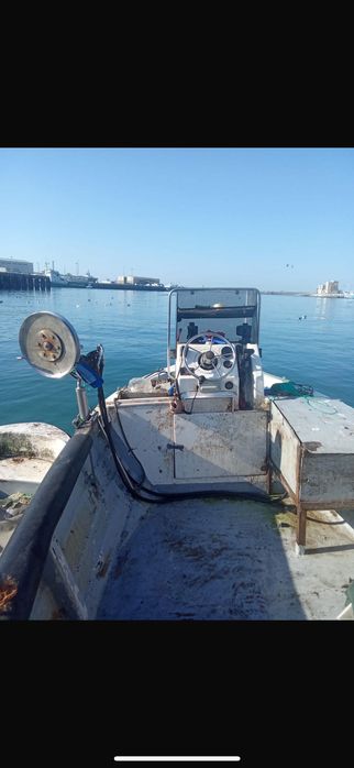 Barco pesca profissional - Peniche - licença covos e outras