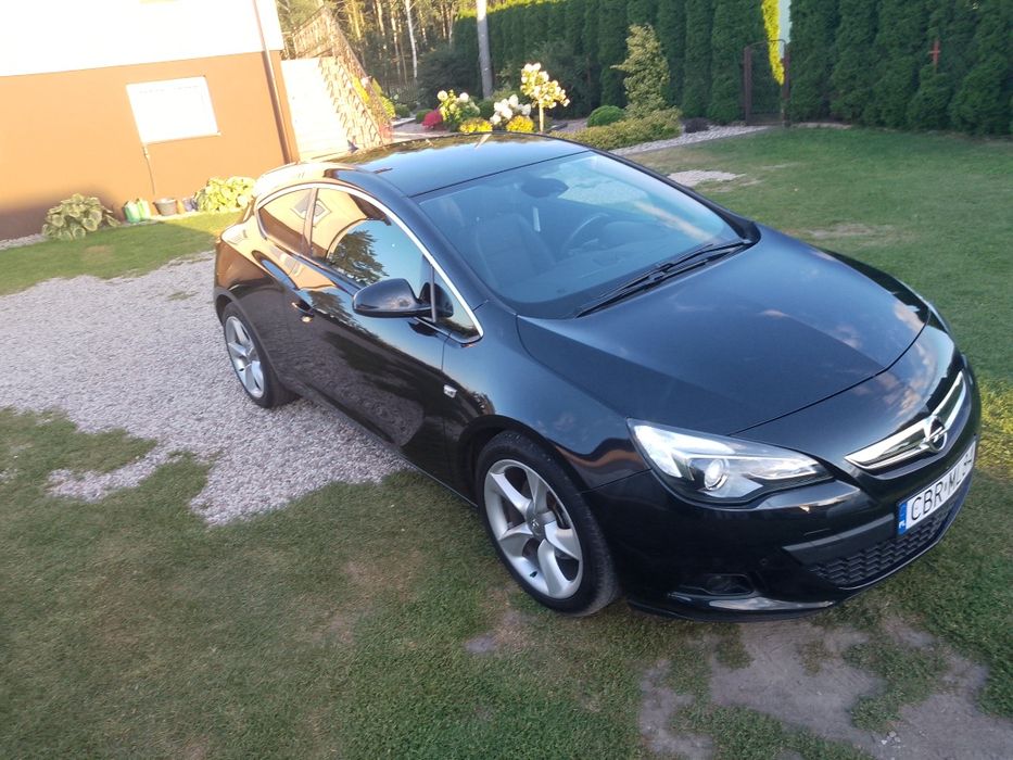 Opel Astra GTC 2.0  sprzedam