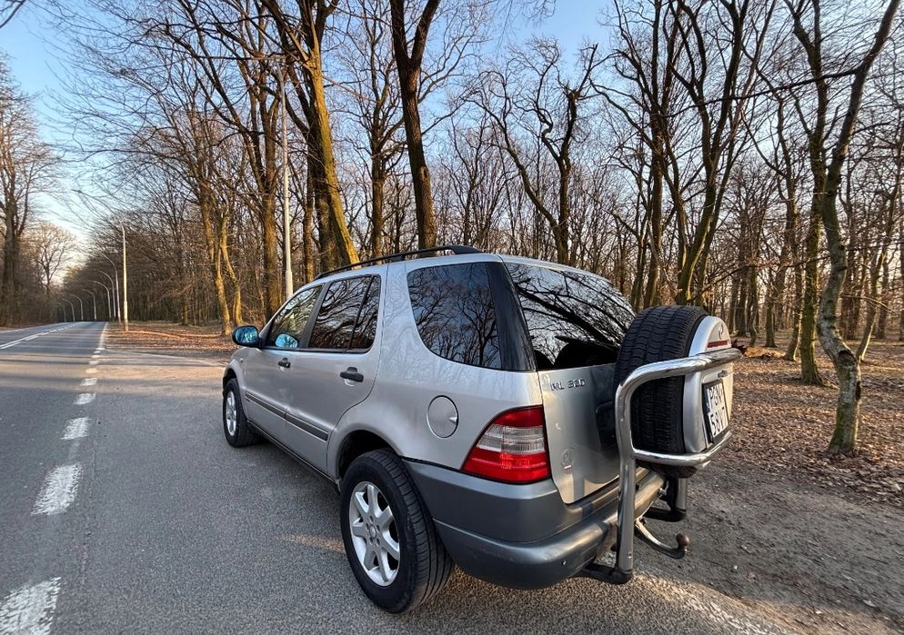 Mercedes Benz ml 1998 рік