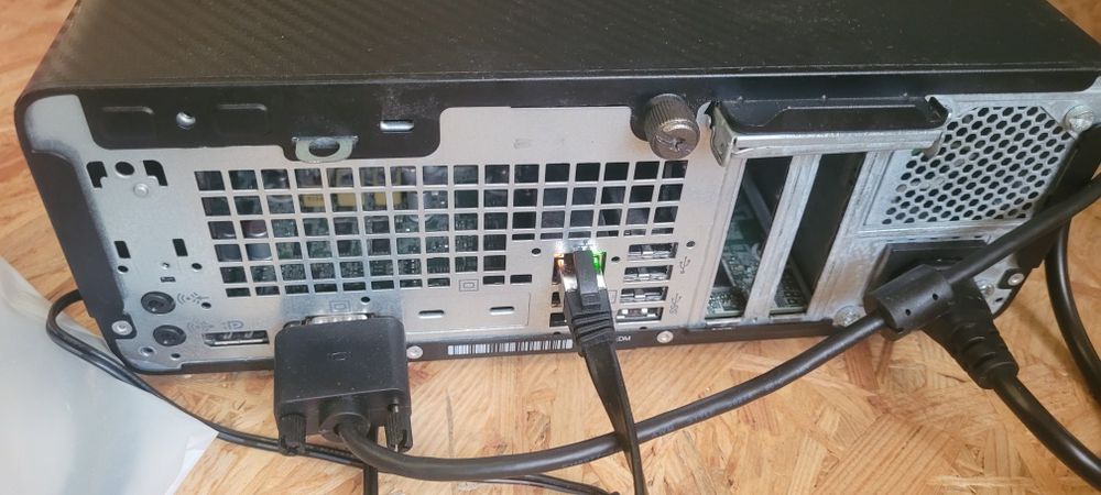 HP ProDesk 400 G5 SFF  i5-8500 8 GB DDR4  SSD 128 GB