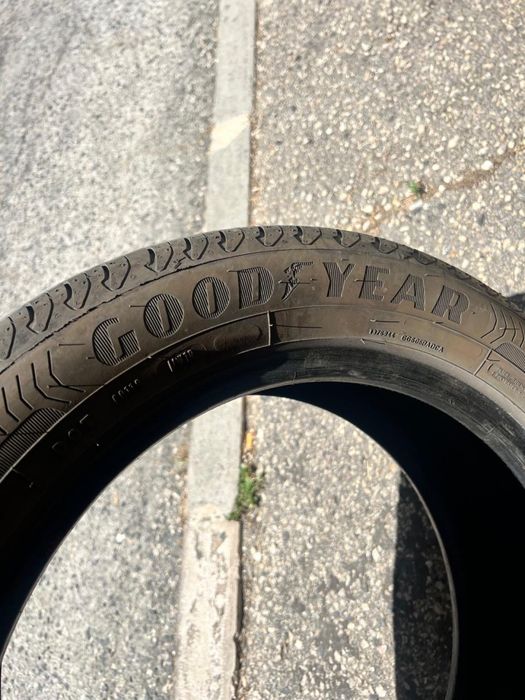 195/55/16 Good Year 2 pneus