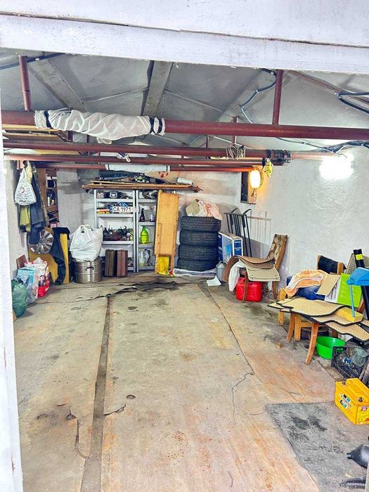 Продам гараж біля Ажур