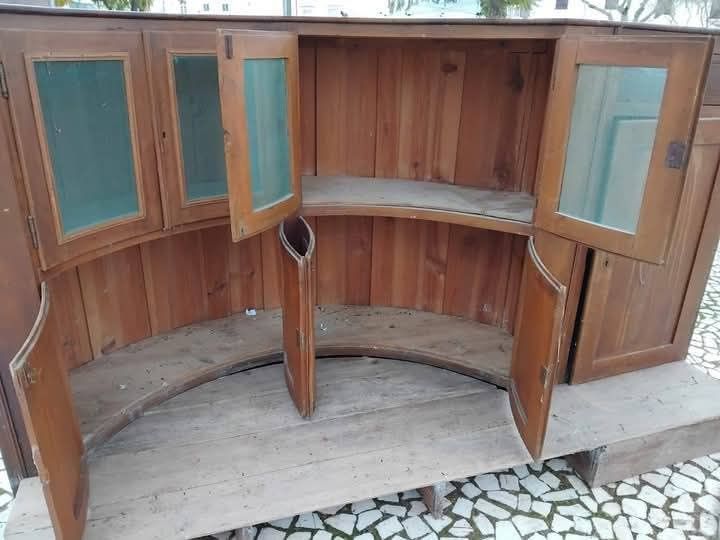 Antigo balcão de taberna