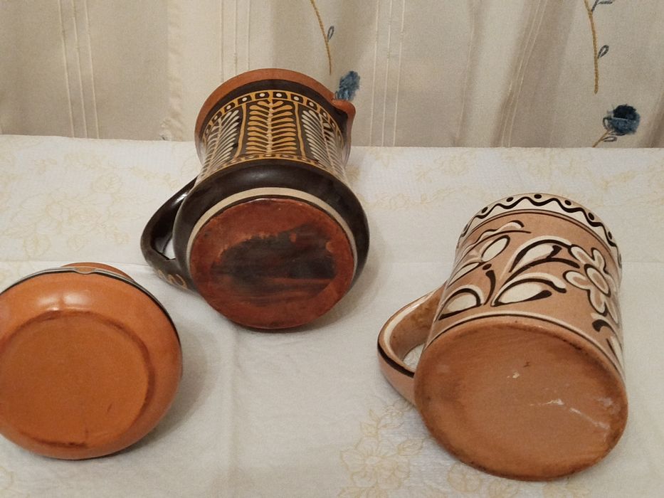 Майоліка: глечики, кухоль