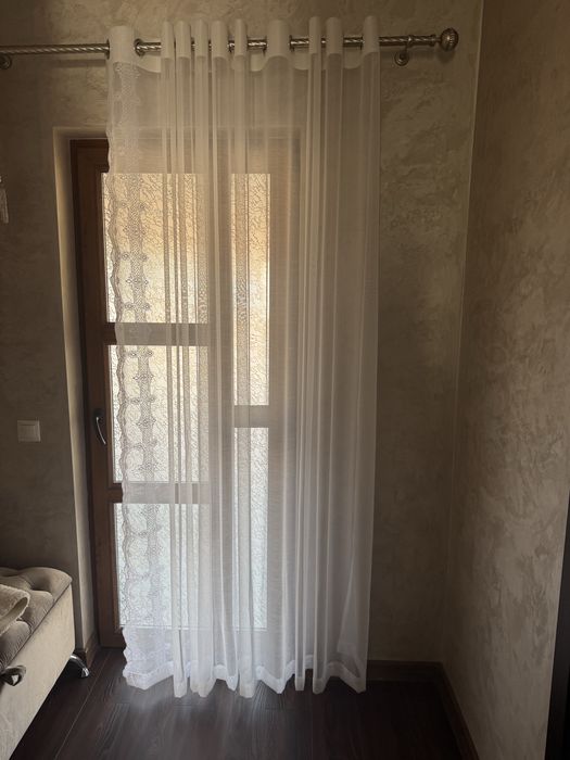 Продам тюль на двері
