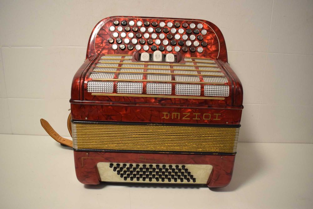 Acordeao Hohner Picolo 2 Voz. N 205