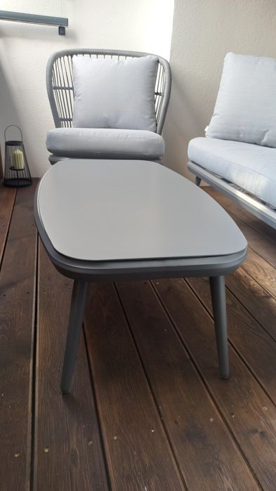 Stolik tarasowy balkonowy