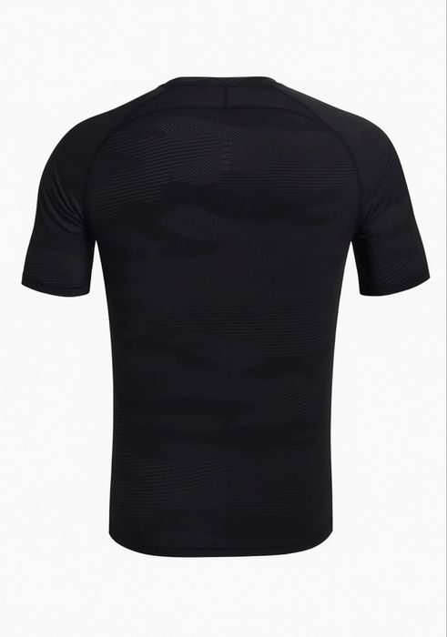 Спортивна футболка Under Armour HG Armour Printed розмір M L