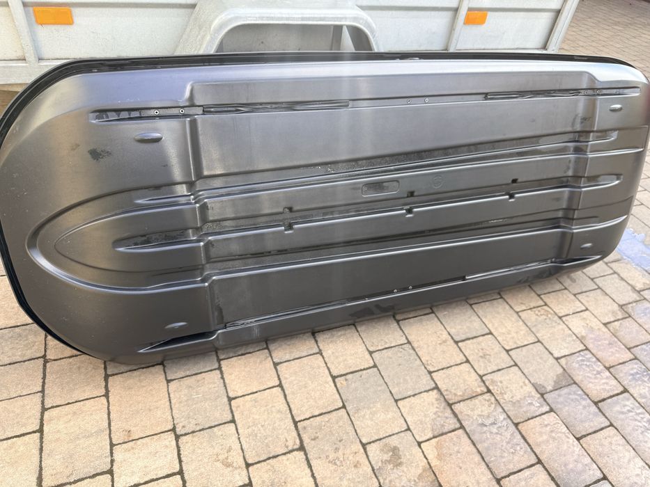 Thule Touring 780 black aeroskin