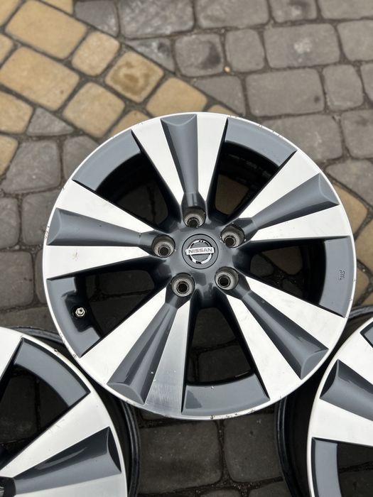 Диски легкосплавні 5х114,3 r17 Nissan Rogue Leaf X-Trail Qashqai NV300 Maxima Renault Megane ZOE Scenic Duster Trafic Fiat Talento
