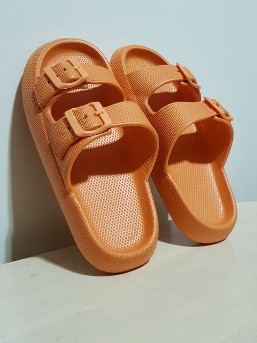 Klapki z klamerkami paskami 24cm 38-39cm plażowe na basen do ogrodu