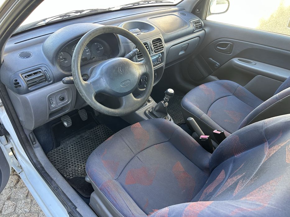 Renault Clio 1.9