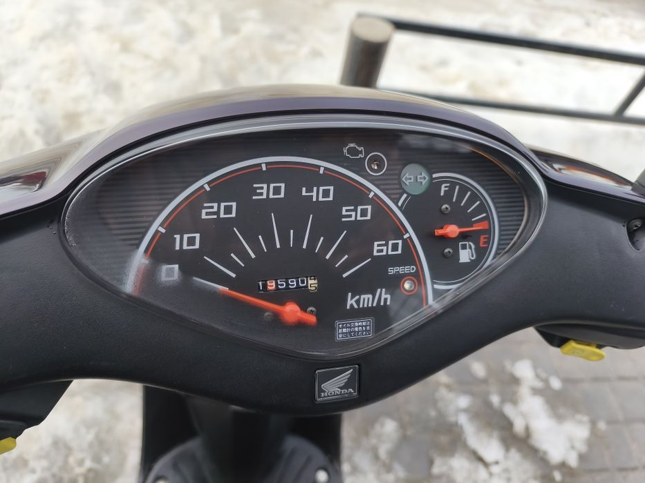 Honda Dio 68  з контейнера