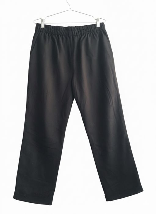 Czarne spodnie z gumką w pasie ESMARA – Rozmiar 40 (L)