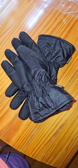 Vendo luvas Goretex
