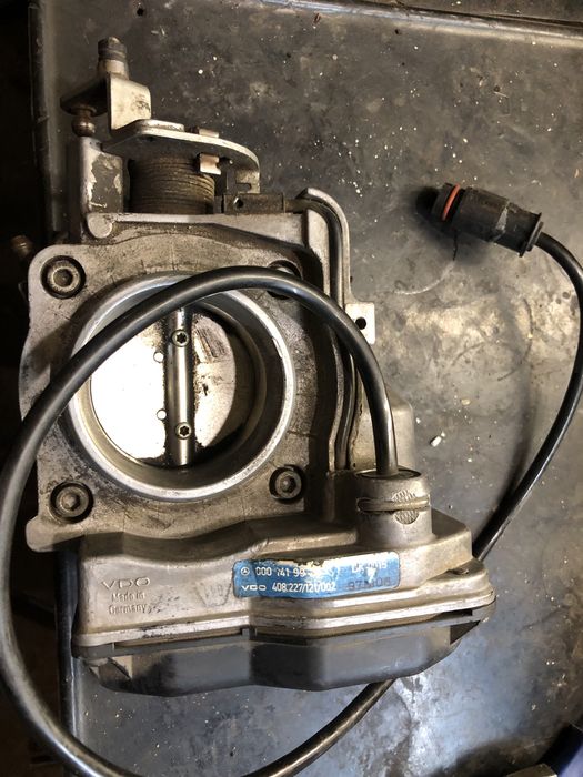 Дросельная заслонка MERSEDES VITO