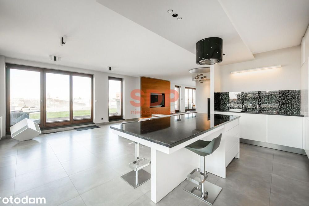 Apartament z tarasem 220 m2|Angel Wings|Walońska