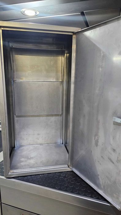 Caixa de correio e pão de inox