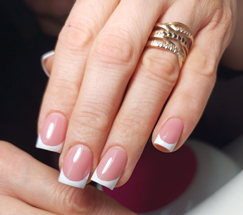 ПРАЦЮЮ  БЕЗ СВІТЛА. ОГНІВКА. Манікюр, Педикюр з елементами