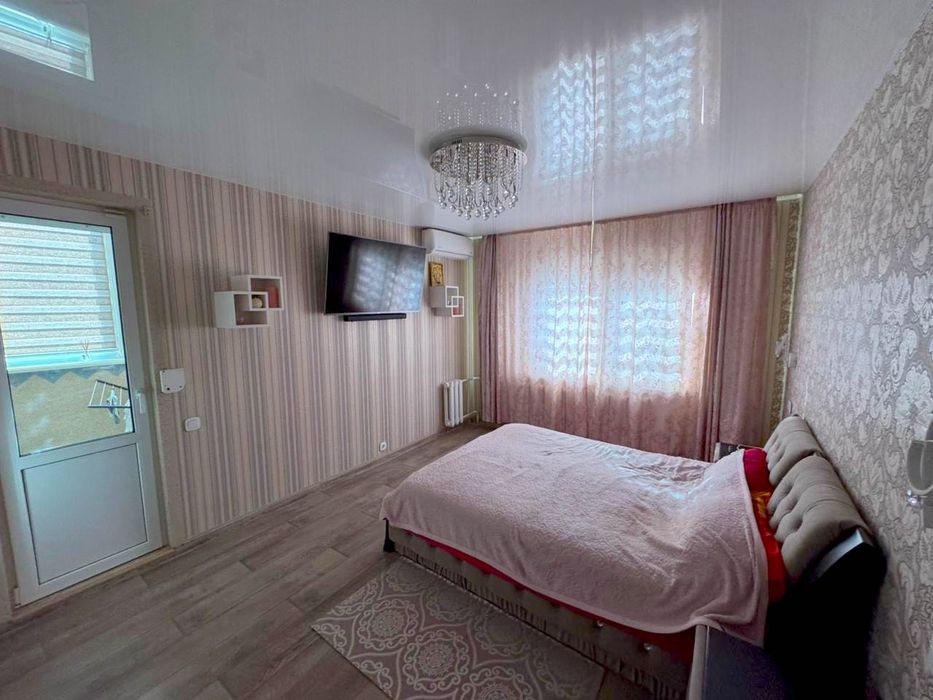 0%! Продам 3-кімн з ремонтом біля метро Позняки Григоренка 28а