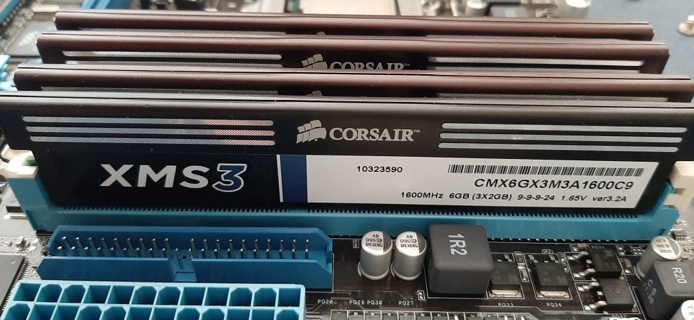 Motherboard asus p8p67-m + processador i5 2800mh + 8g corsair memoria64171701789698123