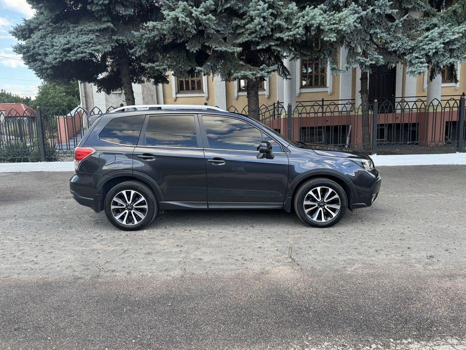 Subaru Forester 2016 идеальнейшее состояние Европа