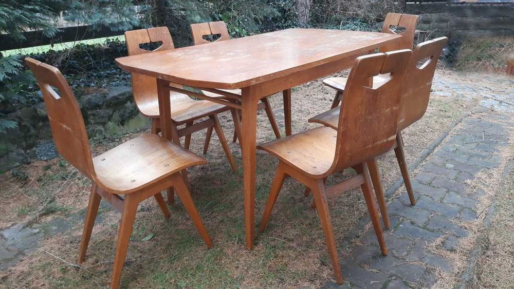 Rajmund Hałas stół i 6 krzeseł, stół Hałasa, krzesła, PRL