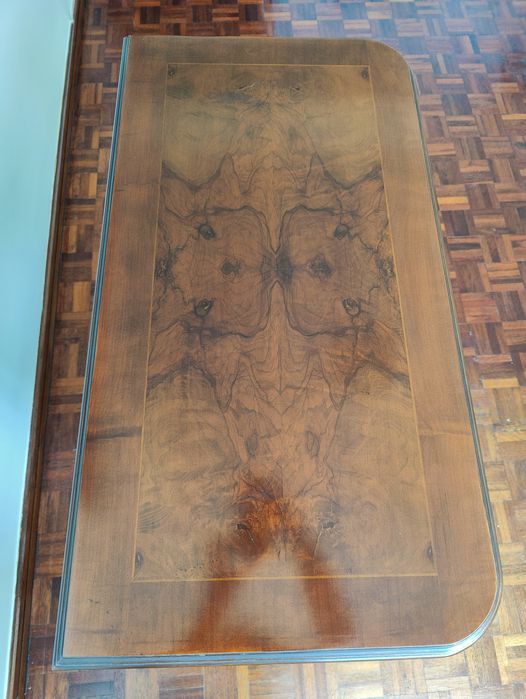 Consola/Mesa de Apoio em Madeira ao Estilo Luís XV