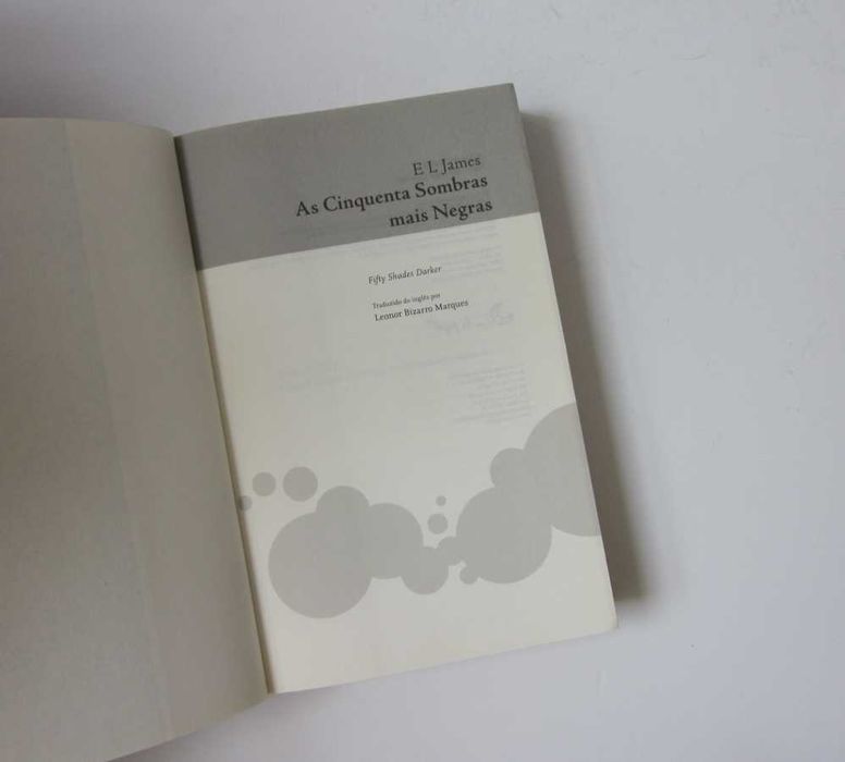 E. J. James - As Cinquenta SOMBRAS & As Cinquenta SOMBRAS mais NEGRAS