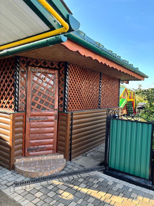 Продам будинок у Дністрівському  рн. Чернівецької обл. Село Вашківці