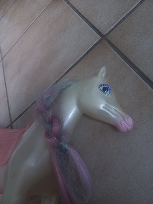 Koń Barbie lalki