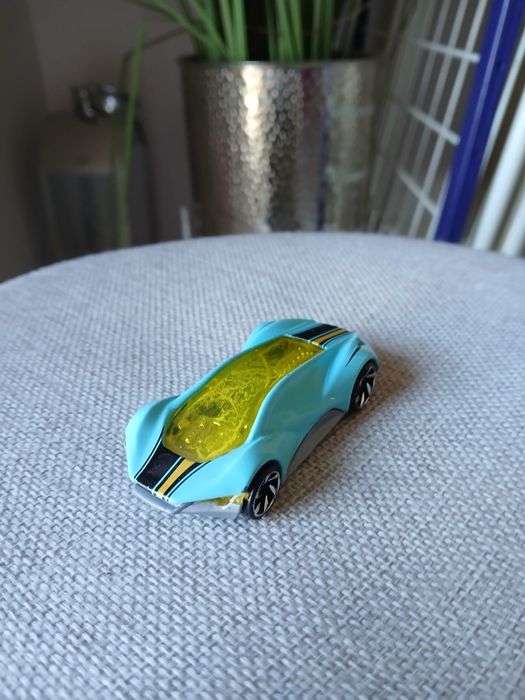 Autka hot wheels
