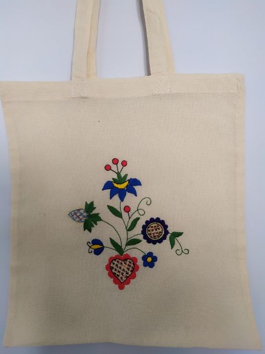 Ręcznie haftowana torba z kaszubskim wzorem - nr 9