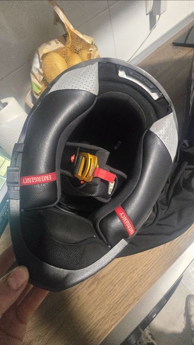 HJC rpha 70 carbono