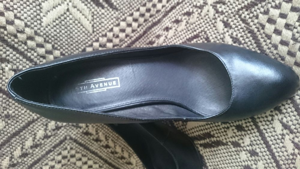 Buty wyjściowe damskie czarne szpilki rozmiar 38 5th Avenue