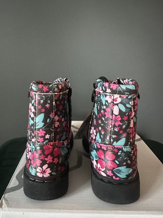 Sprzedam buty dla dziewczynki Kappa roz. 29